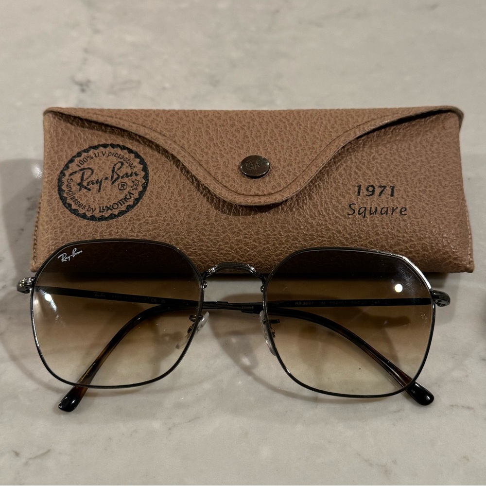 Ray-Ban FRANK (RB3857) Sunglasses in brown with Tan Case